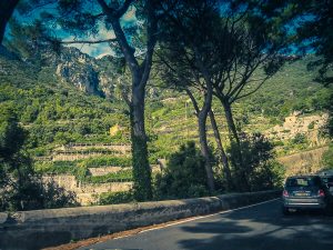 amalfi-coast-road-trip-itinerary-on-the-road